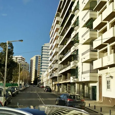 Апартаменты Tii Alameda *